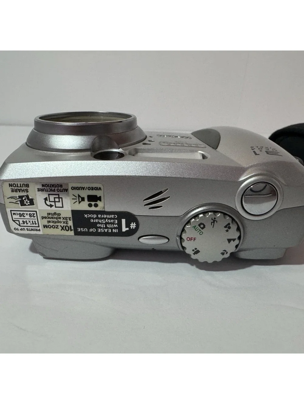 Kodak EasyShare DX4330 3.1MP Digital Camera Silver - For Parts/Fix Only